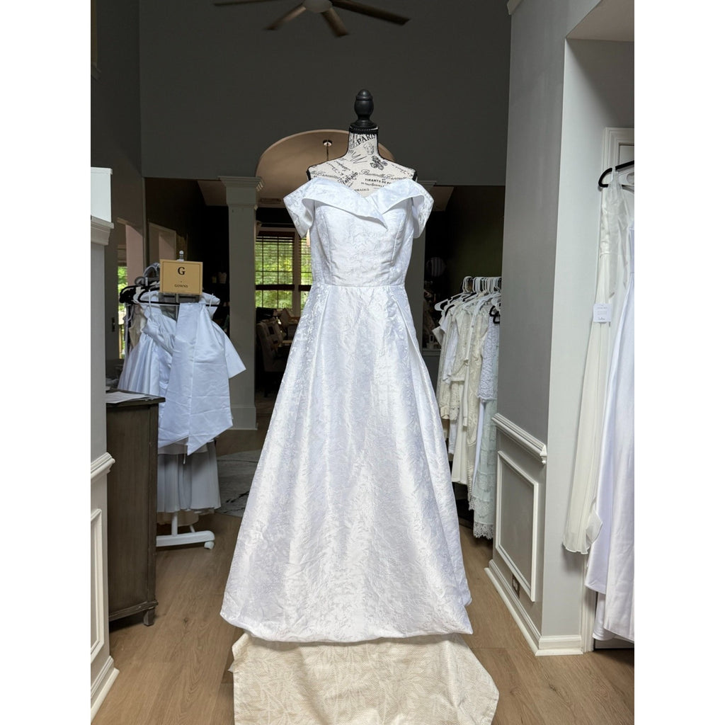 WG013 Size 12 White Off-the-Shoulder A-Line Wedding Gown NWD