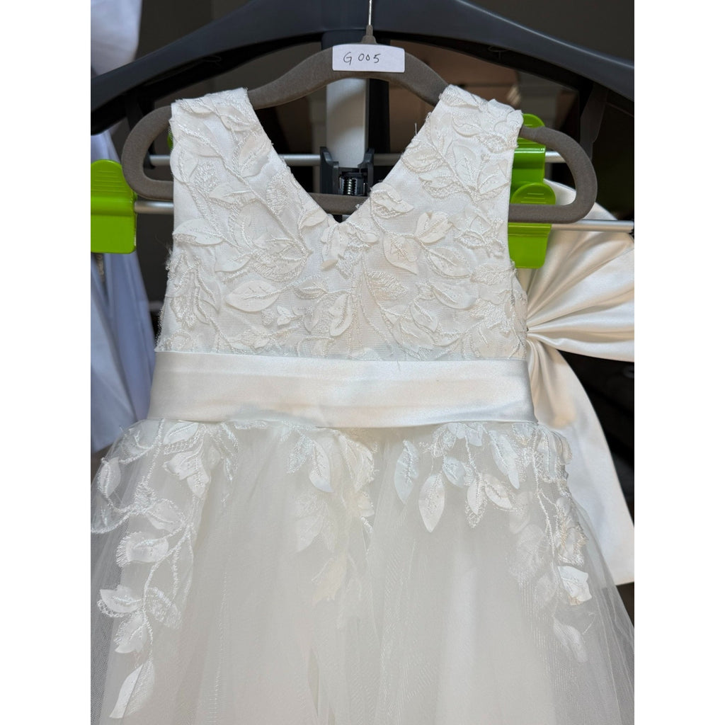 G005 NWT Defect Toddler Girls Size 2 (2T) Ivory Lace Tulle Flower Girl Dress Bow