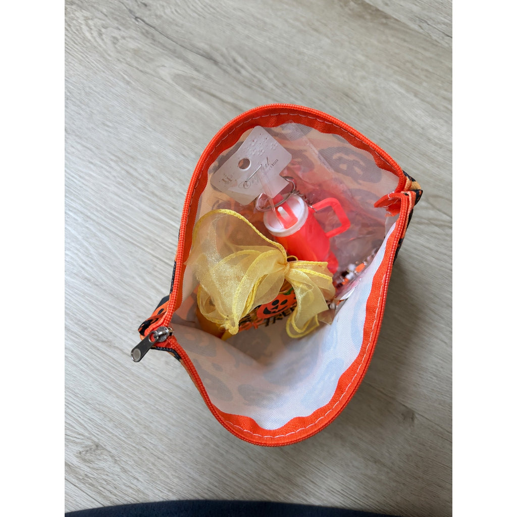Halloween Gift Set 5 Piece Pumpkin Pouch Yellow Mini Bag Bracelet Keychain