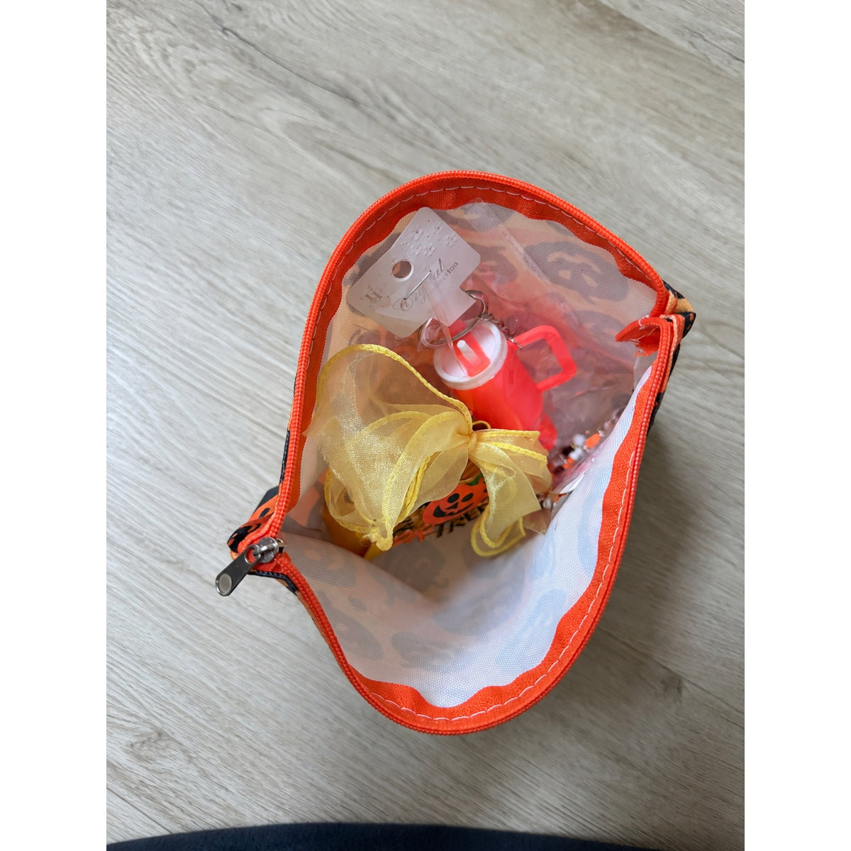 Halloween Gift Set 5 Piece Pumpkin Pouch Yellow Mini Bag Bracelet Keychain
