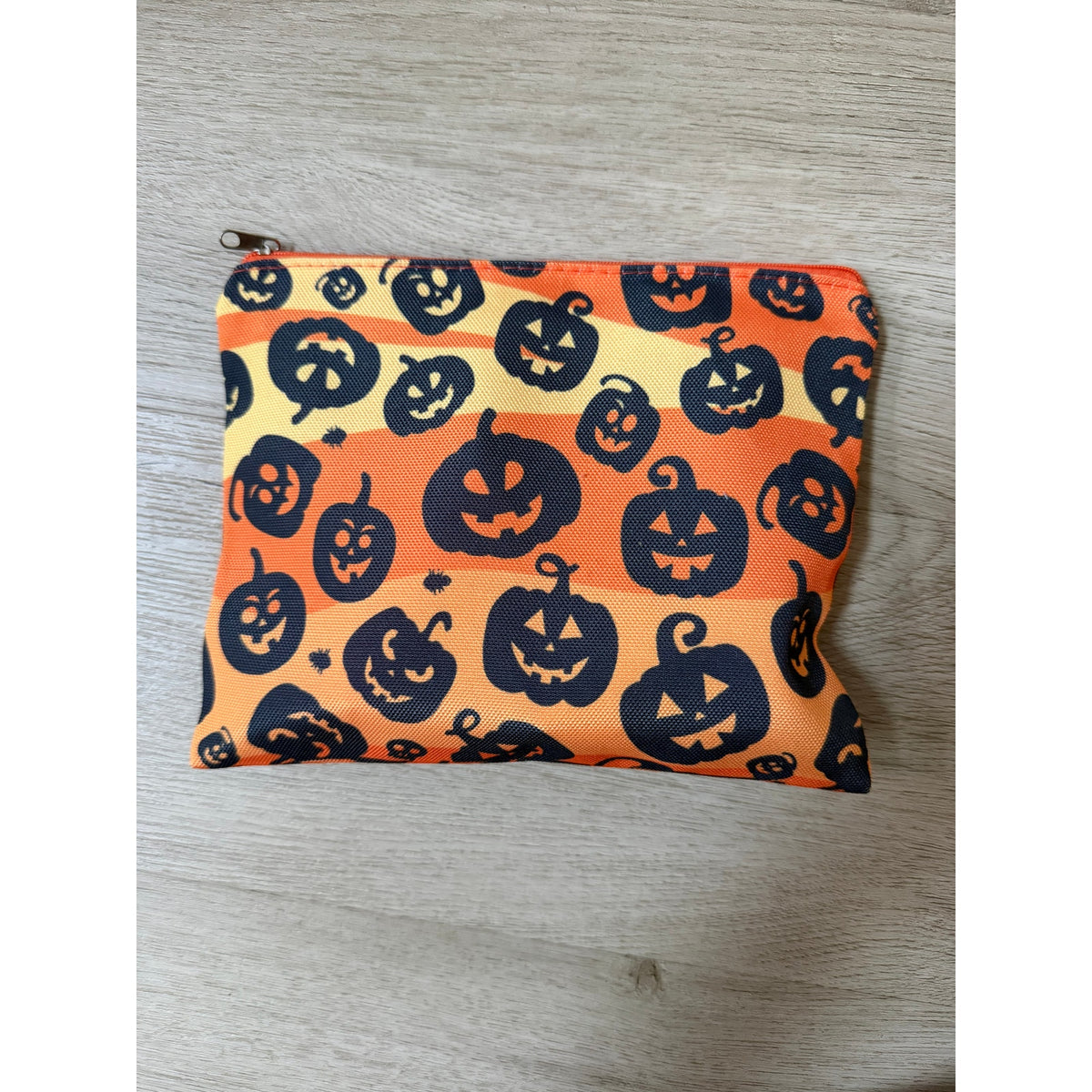Halloween Gift Set 5 Piece Pumpkin Pouch Yellow Mini Bag Bracelet Keychain