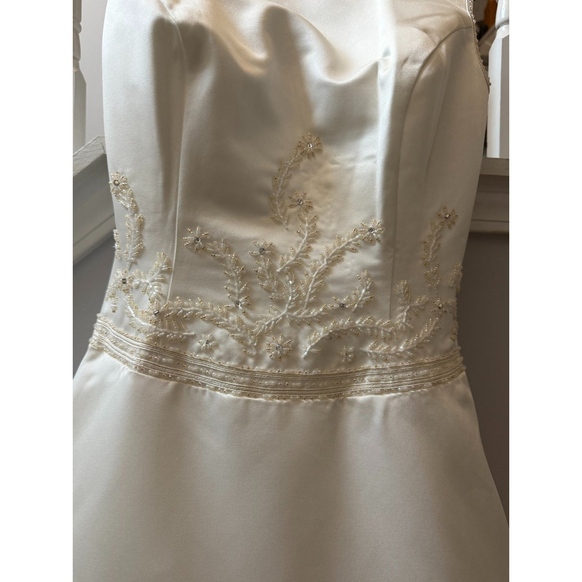WG004 Da Vinci Size 12 Soft White Ivory Beaded Satin A-Line Wedding Dress Gown