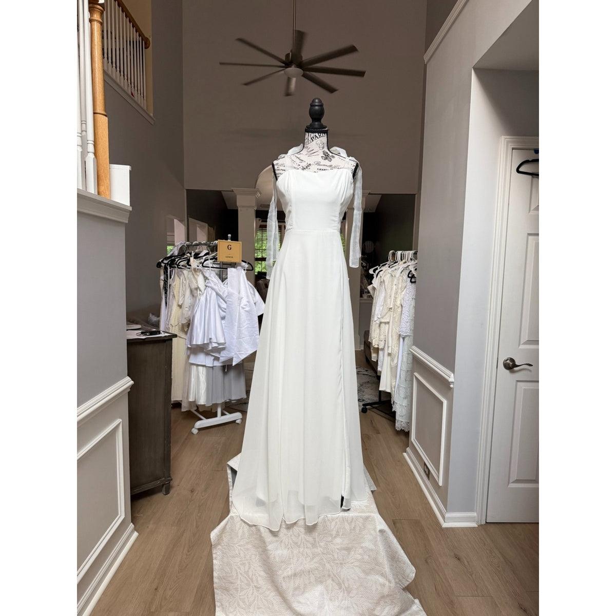 WG014 Lulus Radiant Romance White Tie-Strap Wedding Gown Size L NWT
