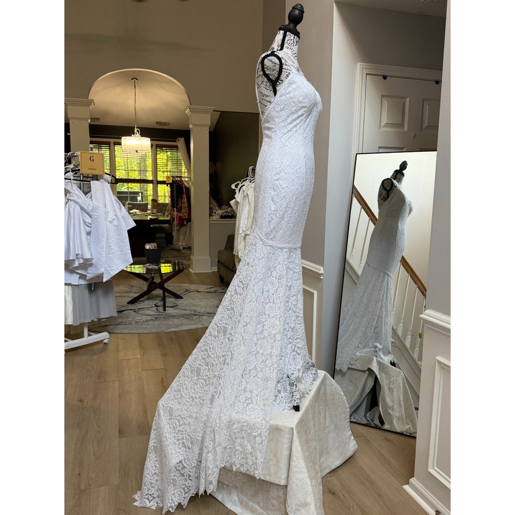 WG017 Size 10 White Lace Mermaid Wedding Gown Dress Excellent