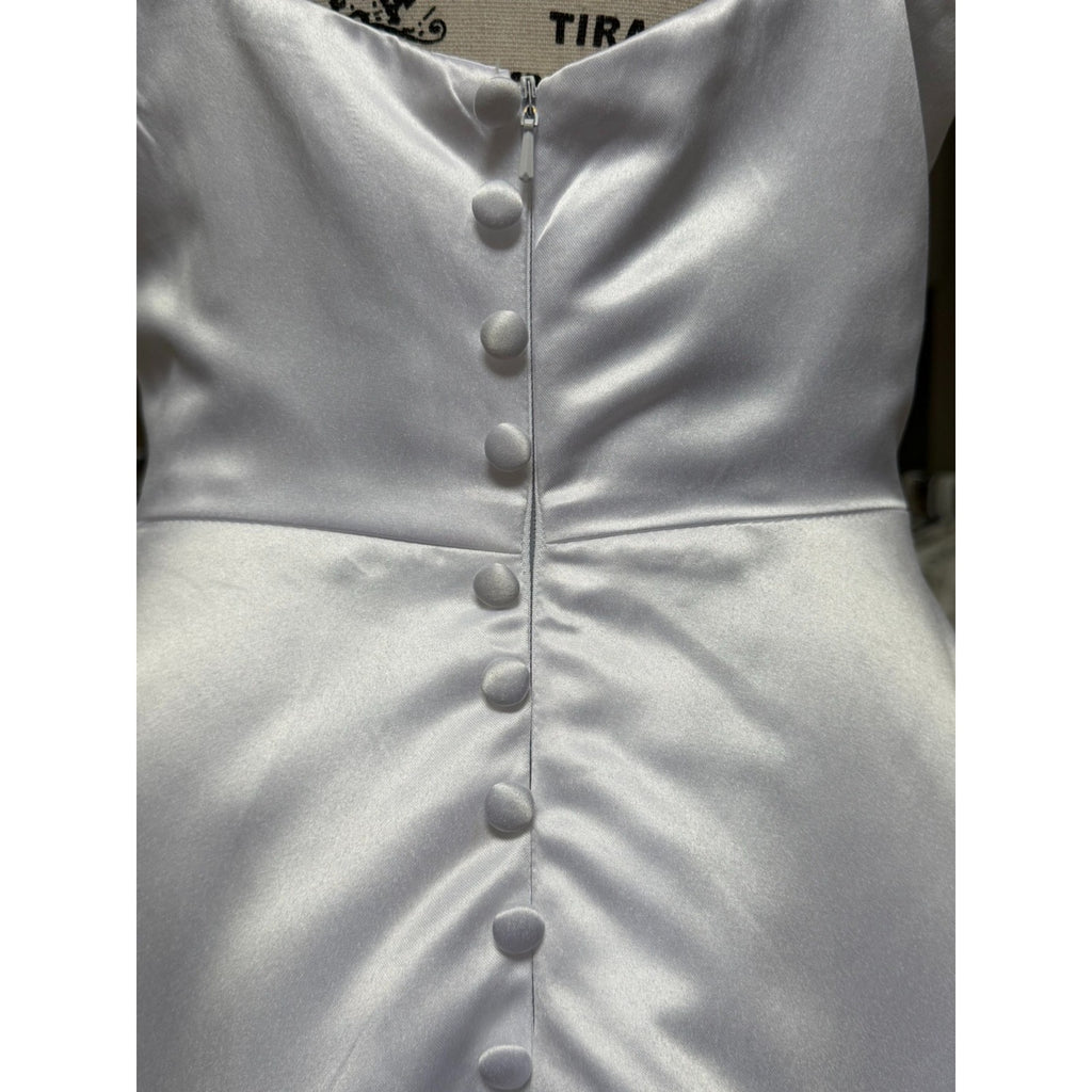 WG015 Size 10-12 White Sweetheart Full A-Line Wedding Gown Train NWOT