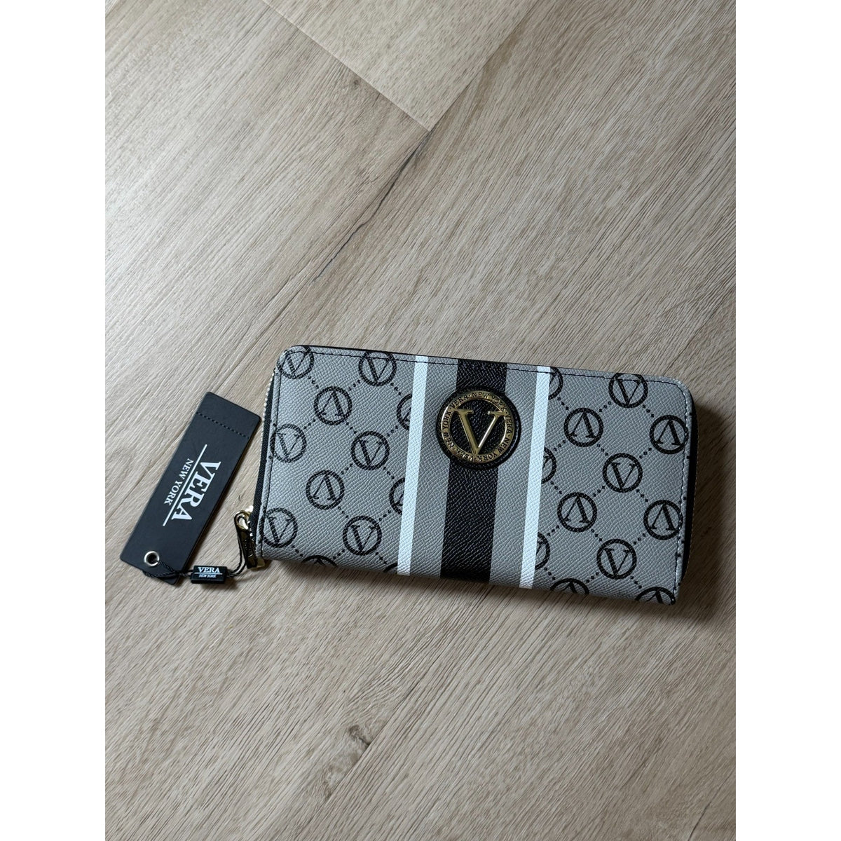 W010-Opened Vera New York Black Gray Signature Logo Zip Around Wallet NWT