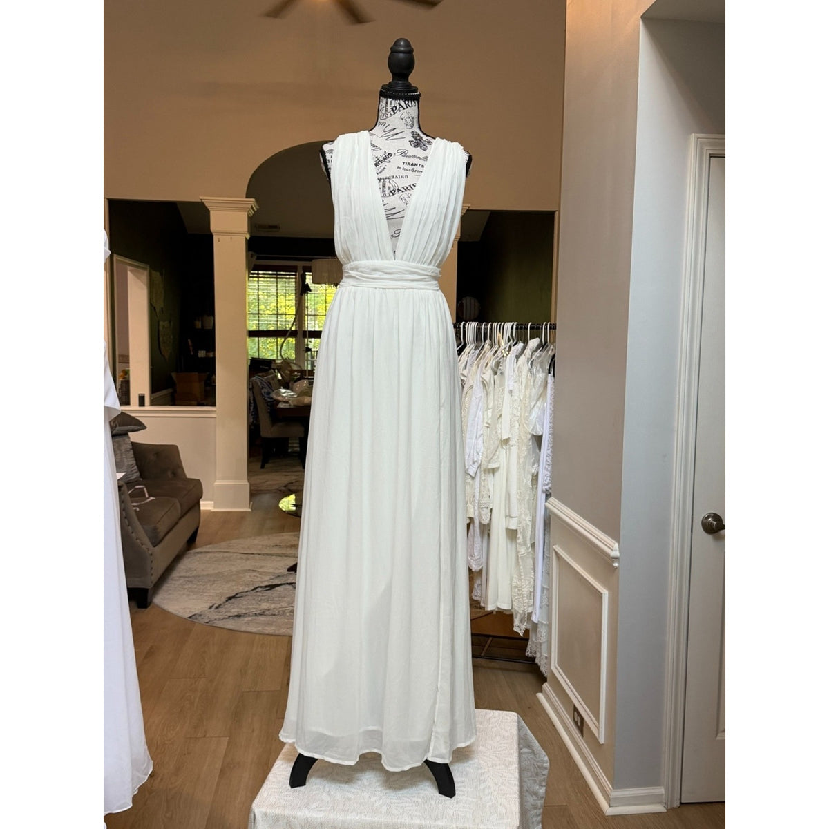 WG009 Lulus Size L White Plunging V Chiffon A-Line Wedding Gown Side Slit
