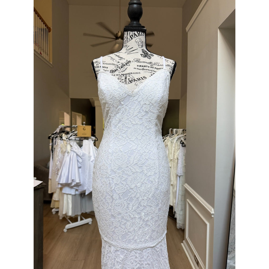 WG017 Size 10 White Lace Mermaid Wedding Gown Dress Excellent