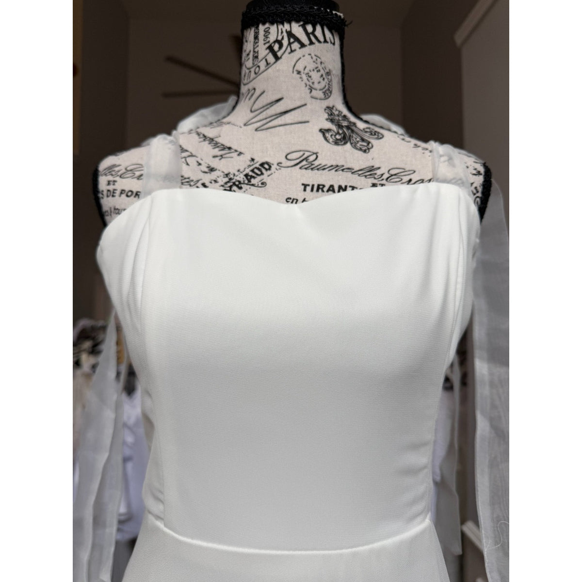 WG014 Lulus Radiant Romance White Tie-Strap Wedding Gown Size L NWT