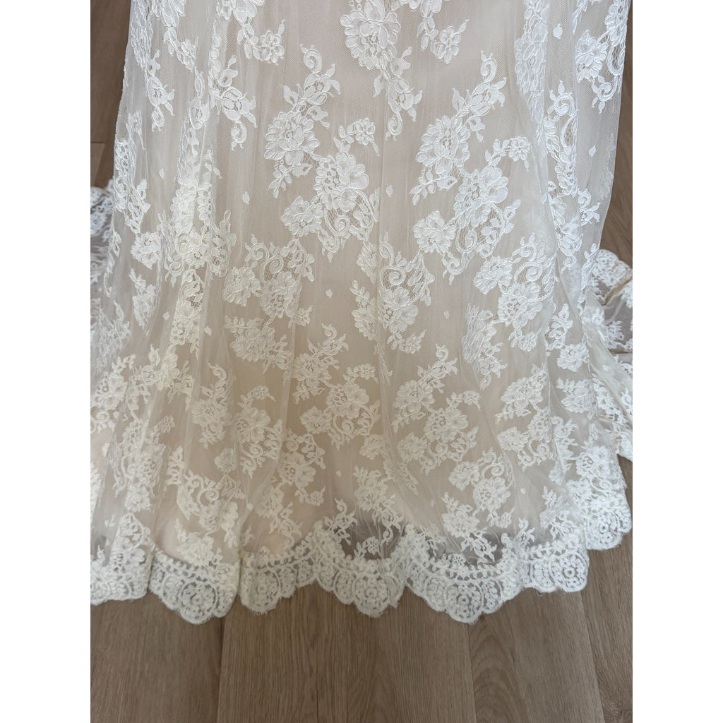 WG022 Maggie Sottero Melanie 4MS061 Ivory/Light Gold Lace Wedding Gown Sz 12