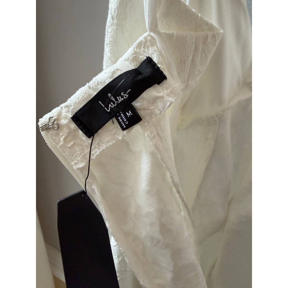 WG027 Lulus Dainty Personality Ivory Lace Seamed Bustier Mini Dress M NWT