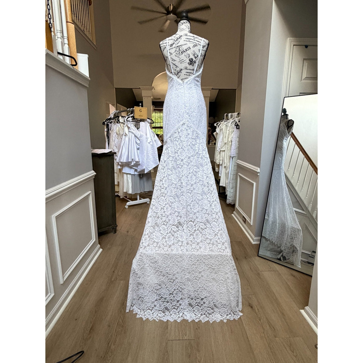 WG017 Size 10 White Lace Mermaid Wedding Gown Dress Excellent