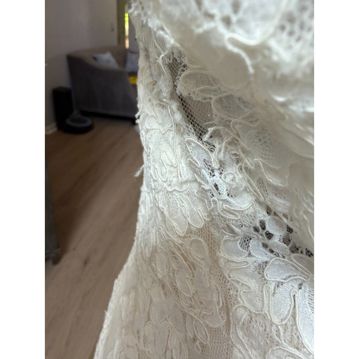 WG022 Maggie Sottero Melanie 4MS061 Ivory/Light Gold Lace Wedding Gown Sz 12