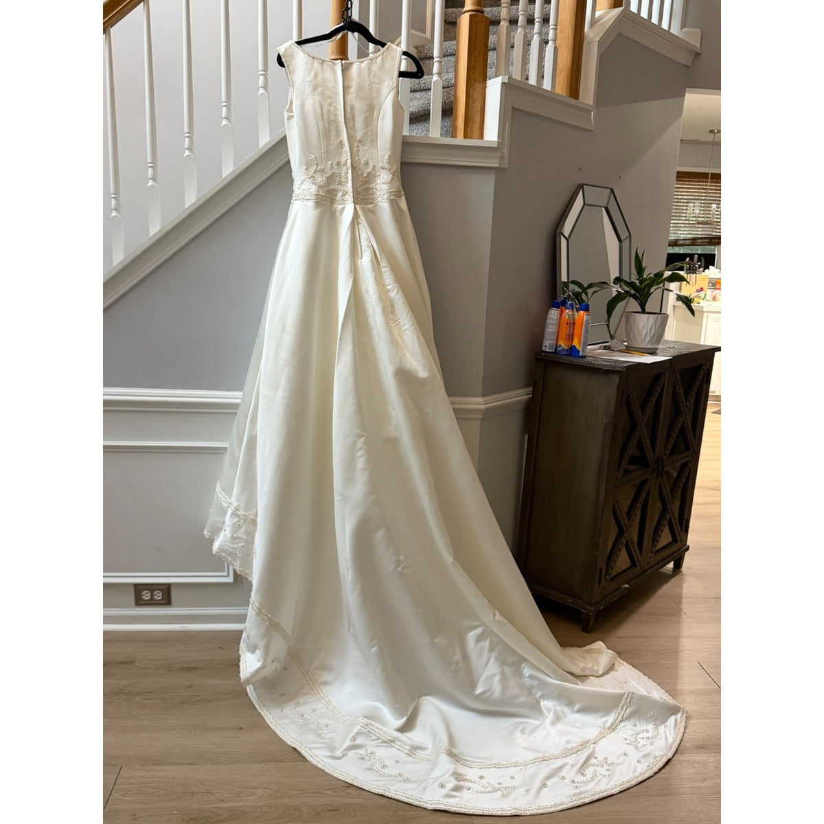 WG004 Da Vinci Size 12 Soft White Ivory Beaded Satin A-Line Wedding Dress Gown