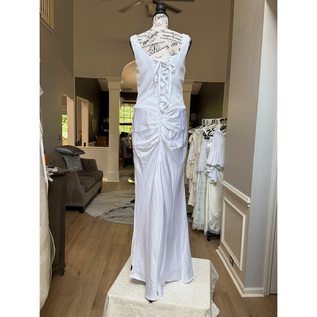 WG007 Size 4 Bright White Sparkle Corset Mermaid Wedding Gown NWT