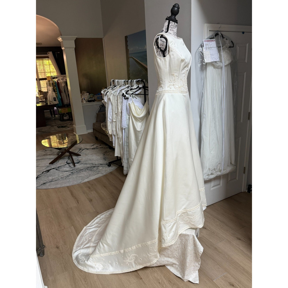 WG004 Da Vinci Size 12 Soft White Ivory Beaded Satin A-Line Wedding Dress Gown